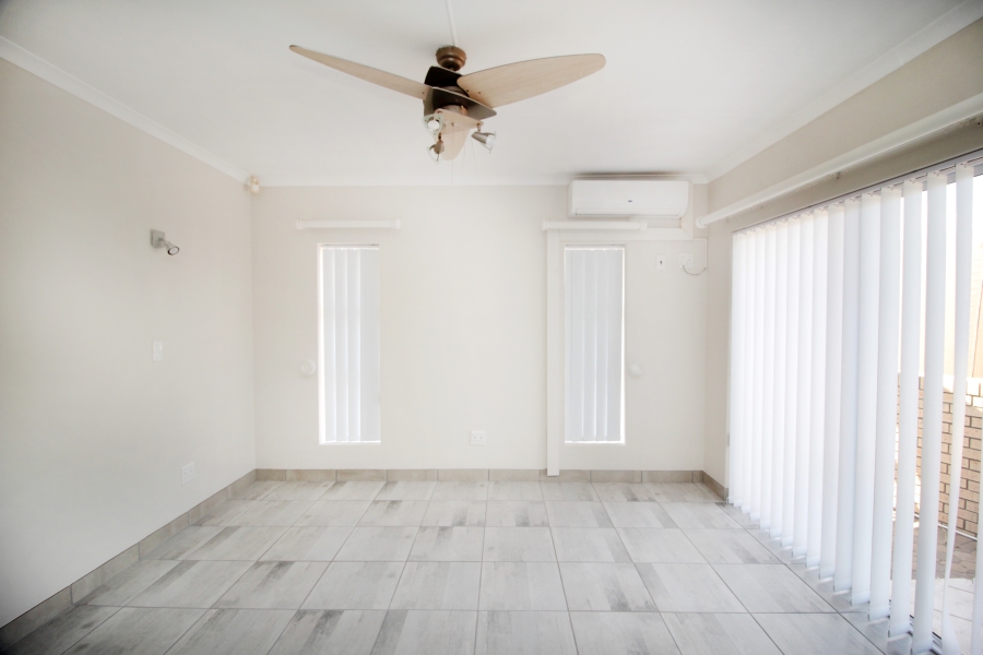 3 Bedroom Property for Sale in Menkenkop Western Cape